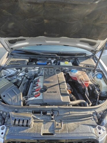 Audi A4-14