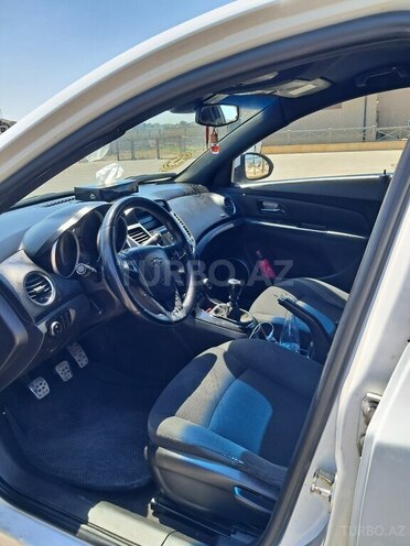 Chevrolet Cruze-11