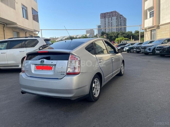 Toyota Prius-9