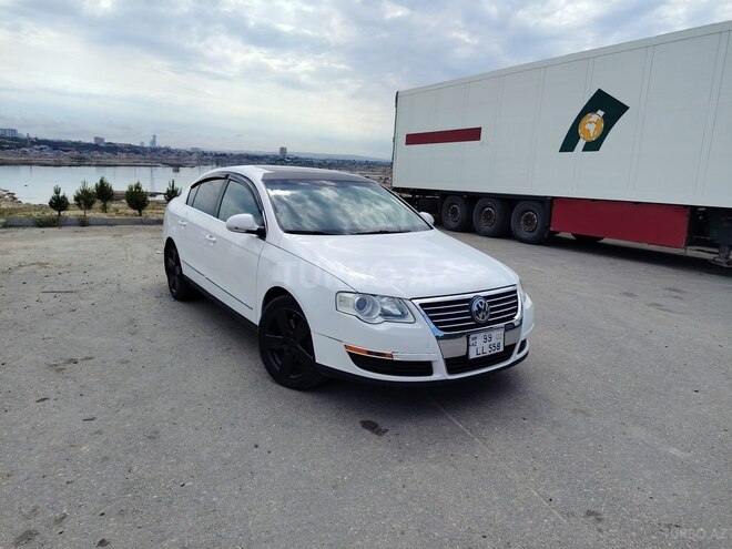Volkswagen Passat-1