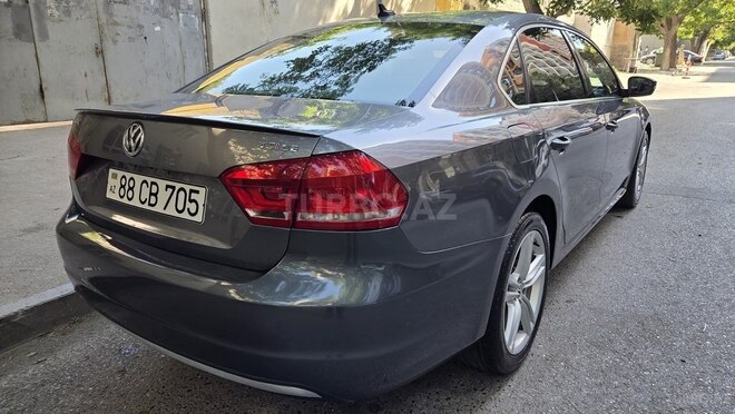 Volkswagen Passat (North America)-5