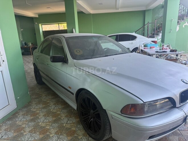 BMW 520-4