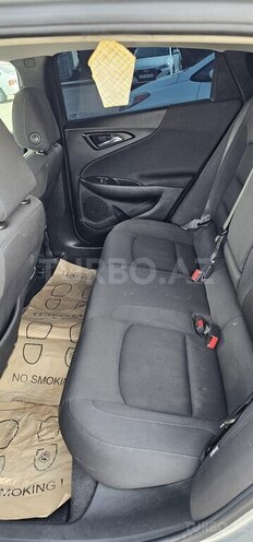 Chevrolet Malibu-14