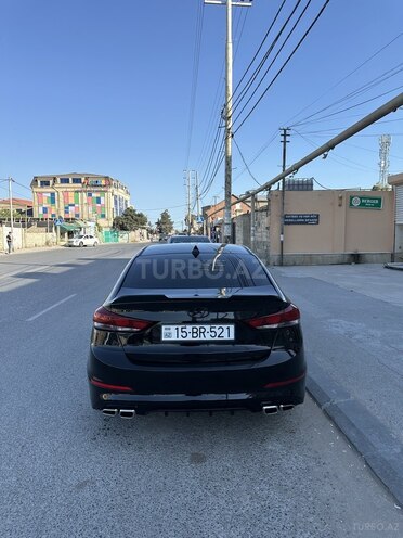 Hyundai Elantra-4