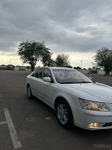 Hyundai Sonata-5