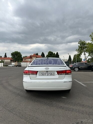 Hyundai Sonata-2