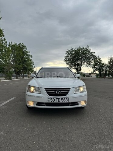 Hyundai Sonata-1