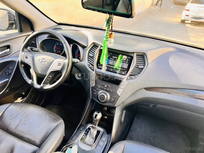 Hyundai Santa Fe-3