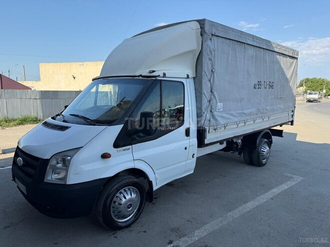 Ford Transit-8