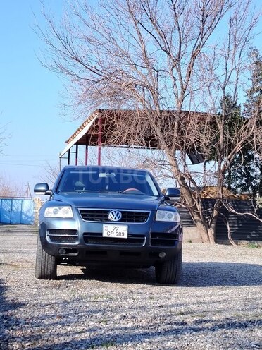 Volkswagen Touareg-1