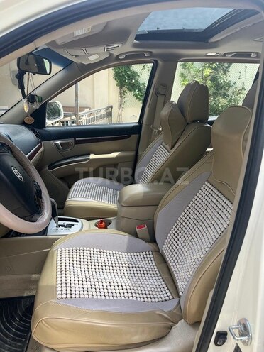 Hyundai Santa Fe-9