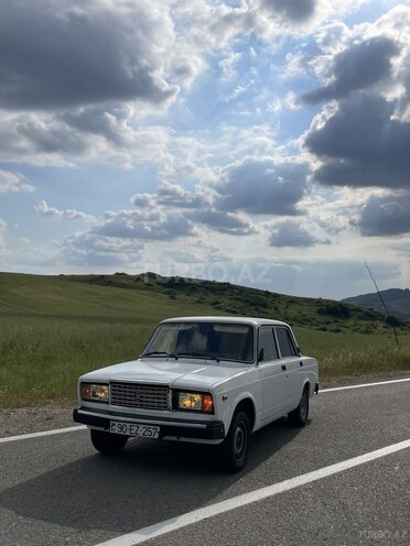 LADA (VAZ) 2107-5