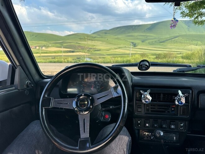 LADA (VAZ) Niva-3