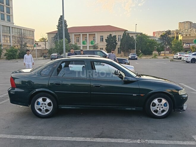 Opel Vectra-6