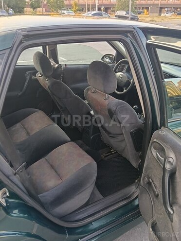 Opel Vectra-9