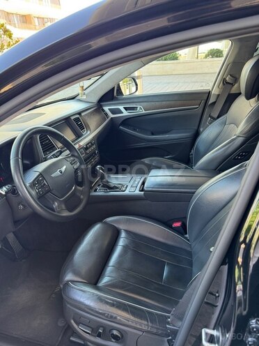 Hyundai Genesis-11