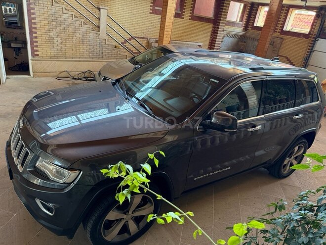 Jeep Grand Cherokee-13