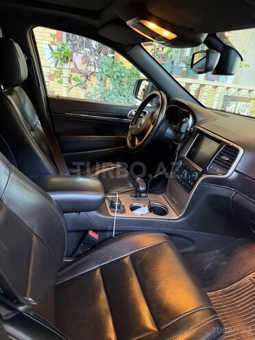 Jeep Grand Cherokee-6