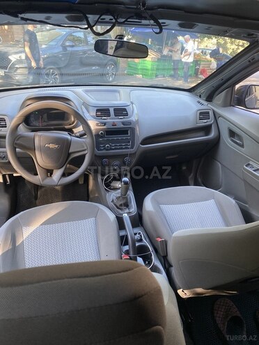 Chevrolet Cobalt-10
