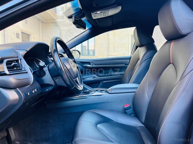 Toyota Camry-19