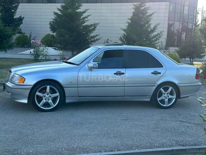 Mercedes C 200-4