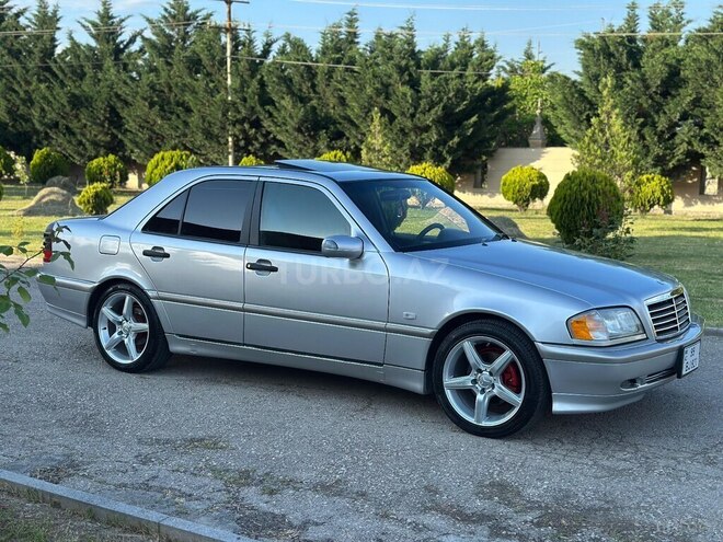 Mercedes C 200-7