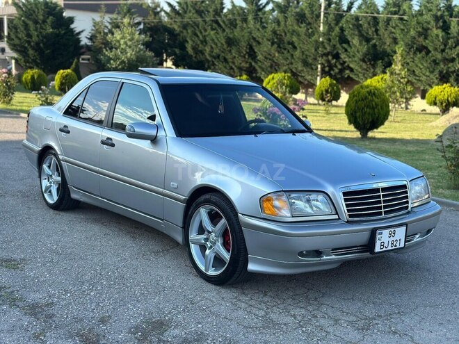 Mercedes C 200-8