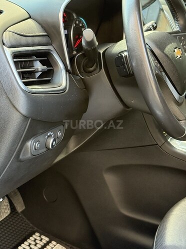 Chevrolet Equinox-5