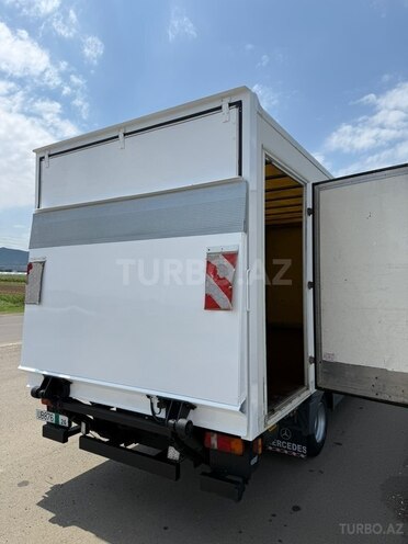 Mercedes Atego 816-17