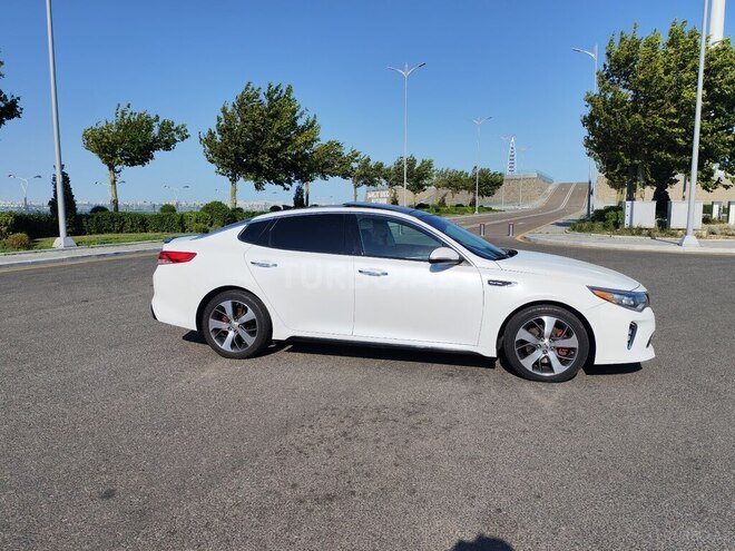 Kia Optima-5