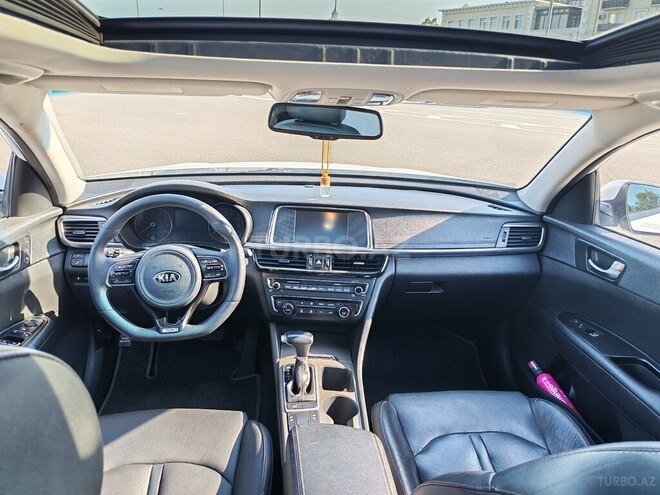 Kia Optima-12