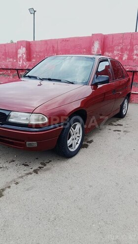 Opel Astra-2
