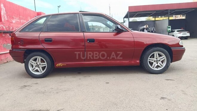 Opel Astra-4