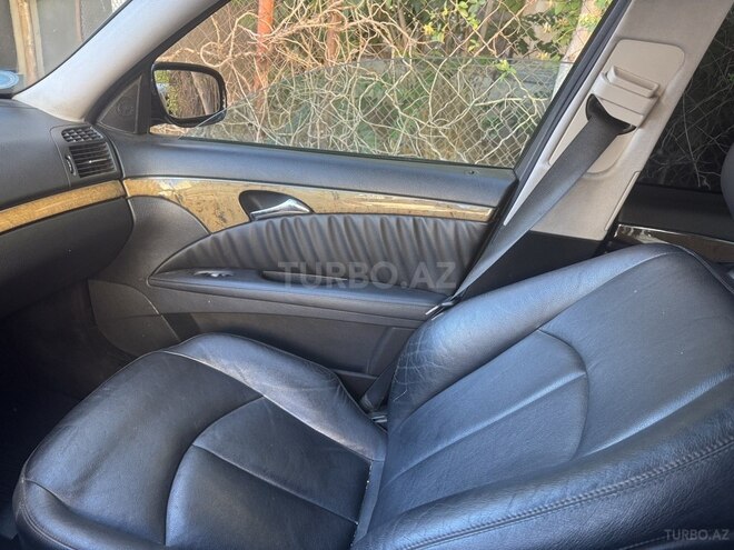 Mercedes E 350-5