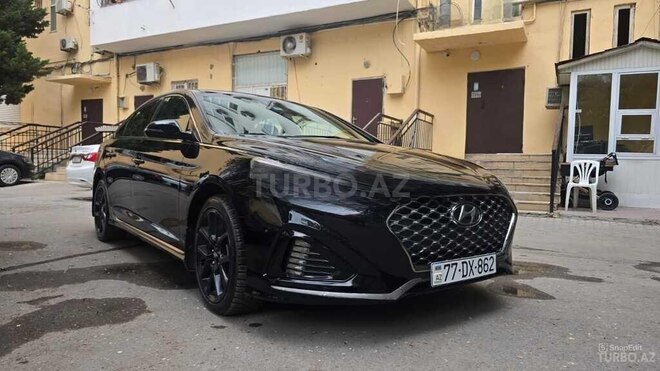 Hyundai Sonata-1