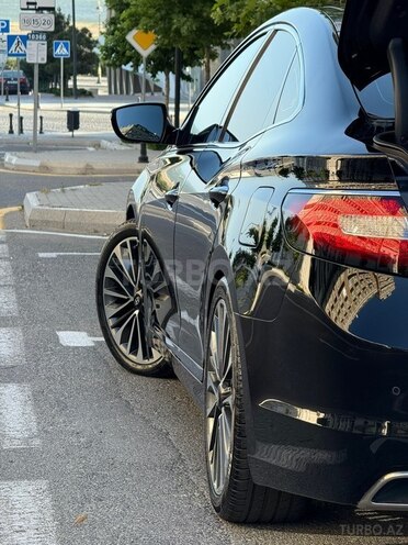 Hyundai Grandeur-6