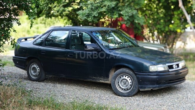 Opel Vectra-9