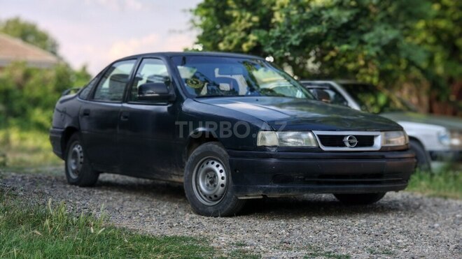 Opel Vectra-10