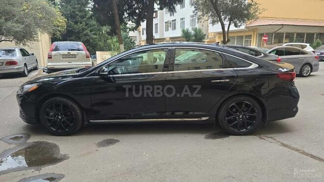 Hyundai Sonata-6