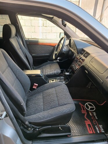 Mercedes C 200-14