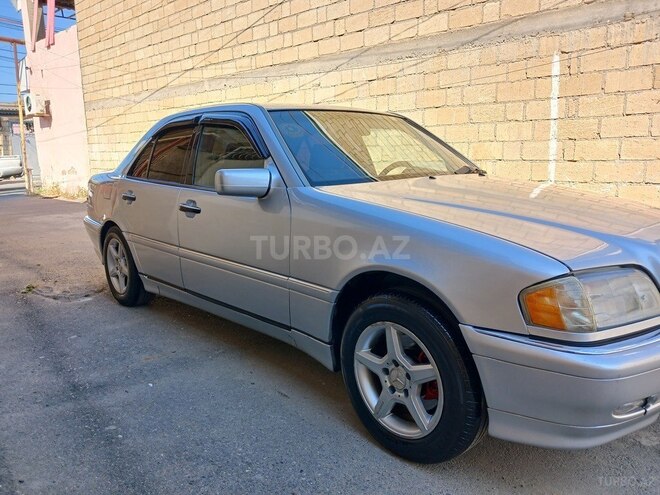 Mercedes C 200-3