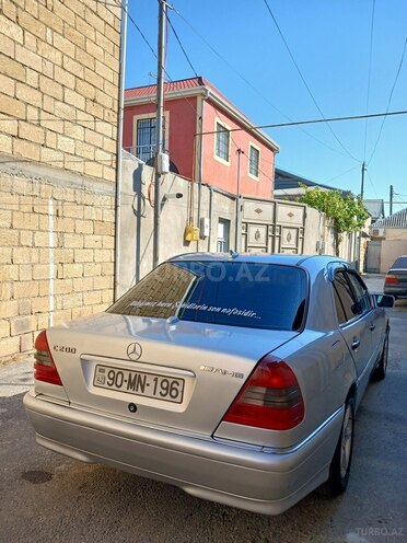 Mercedes C 200-9
