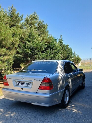 Mercedes C 200-10