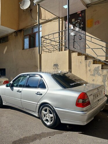 Mercedes C 200-5