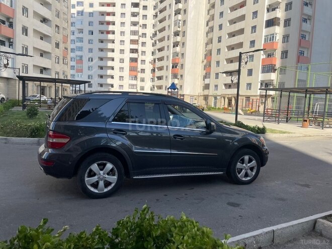 Mercedes ML 350 4MATIC-7