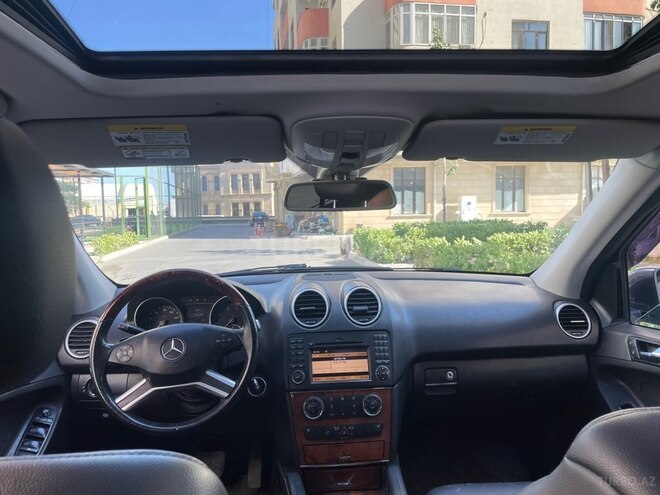 Mercedes ML 350 4MATIC-11