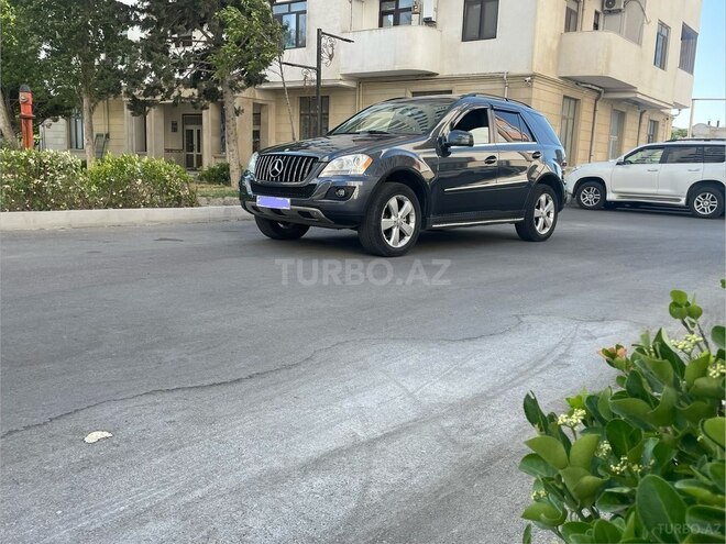 Mercedes ML 350 4MATIC-21
