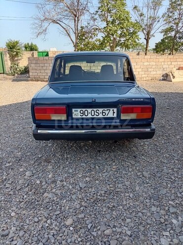 LADA (VAZ) 2107-2