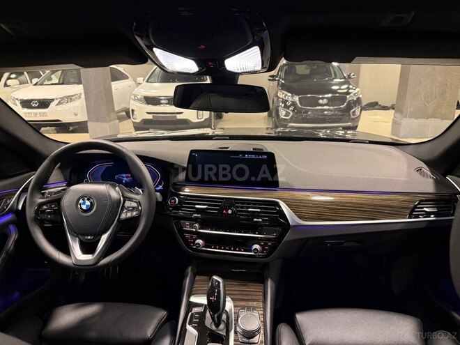 BMW 530-15