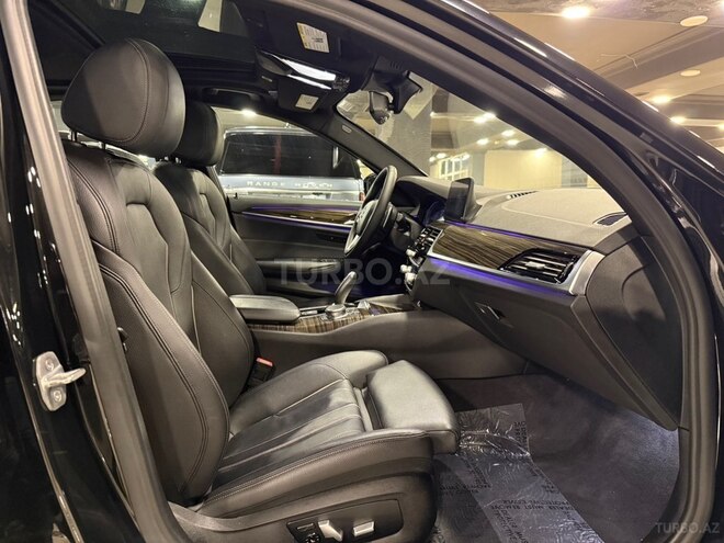 BMW 530-11